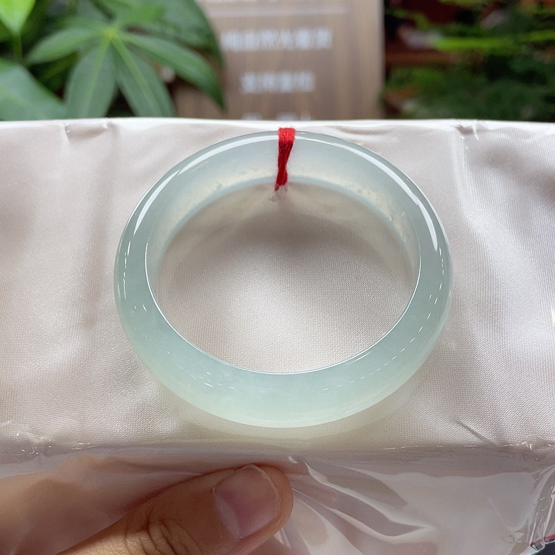 翡翠手镯未镶嵌20 号链接