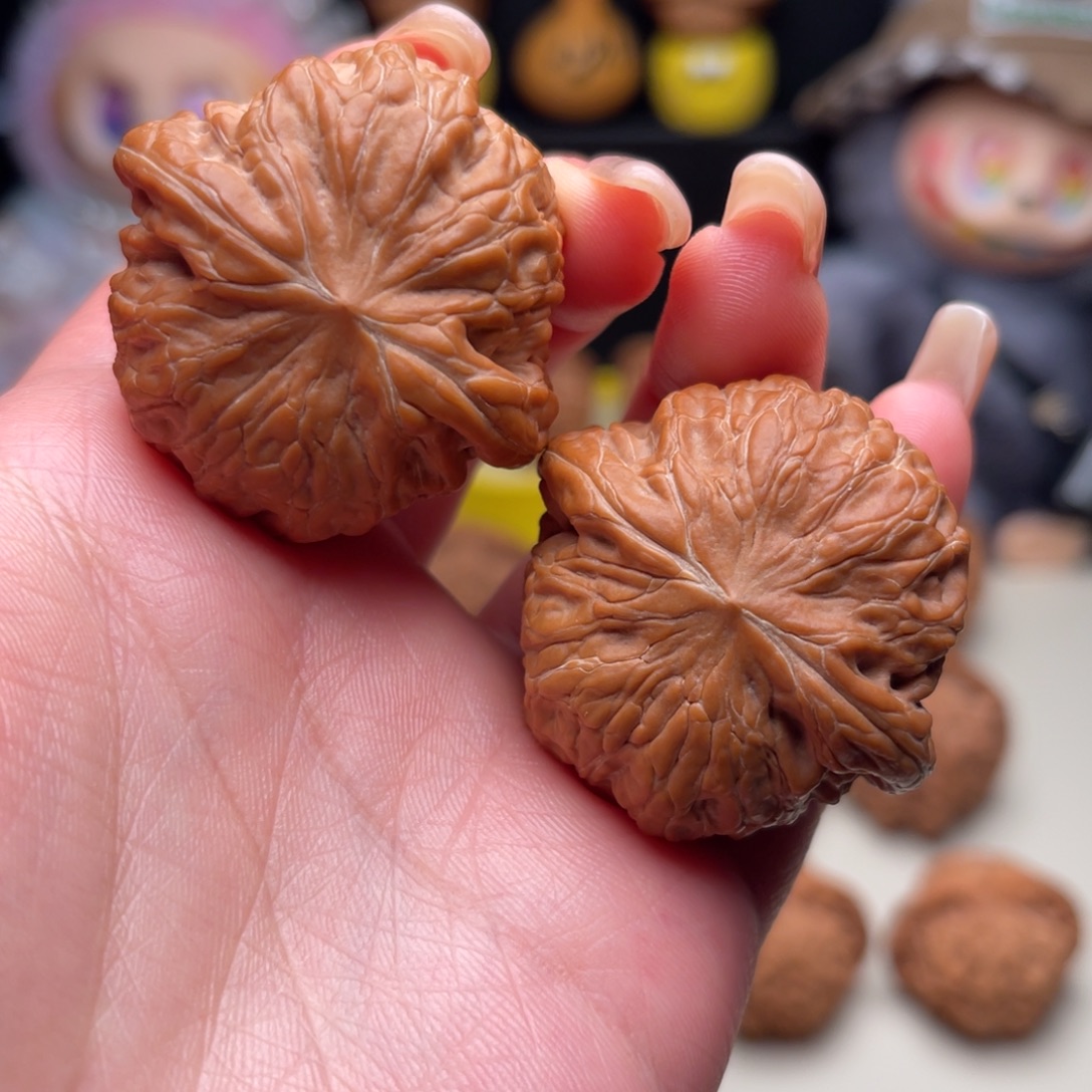 文玩核桃把件铁锤P014