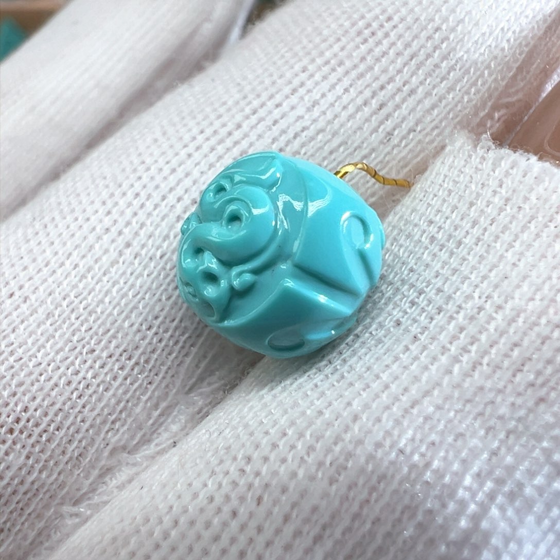 绿松石配饰未镶嵌