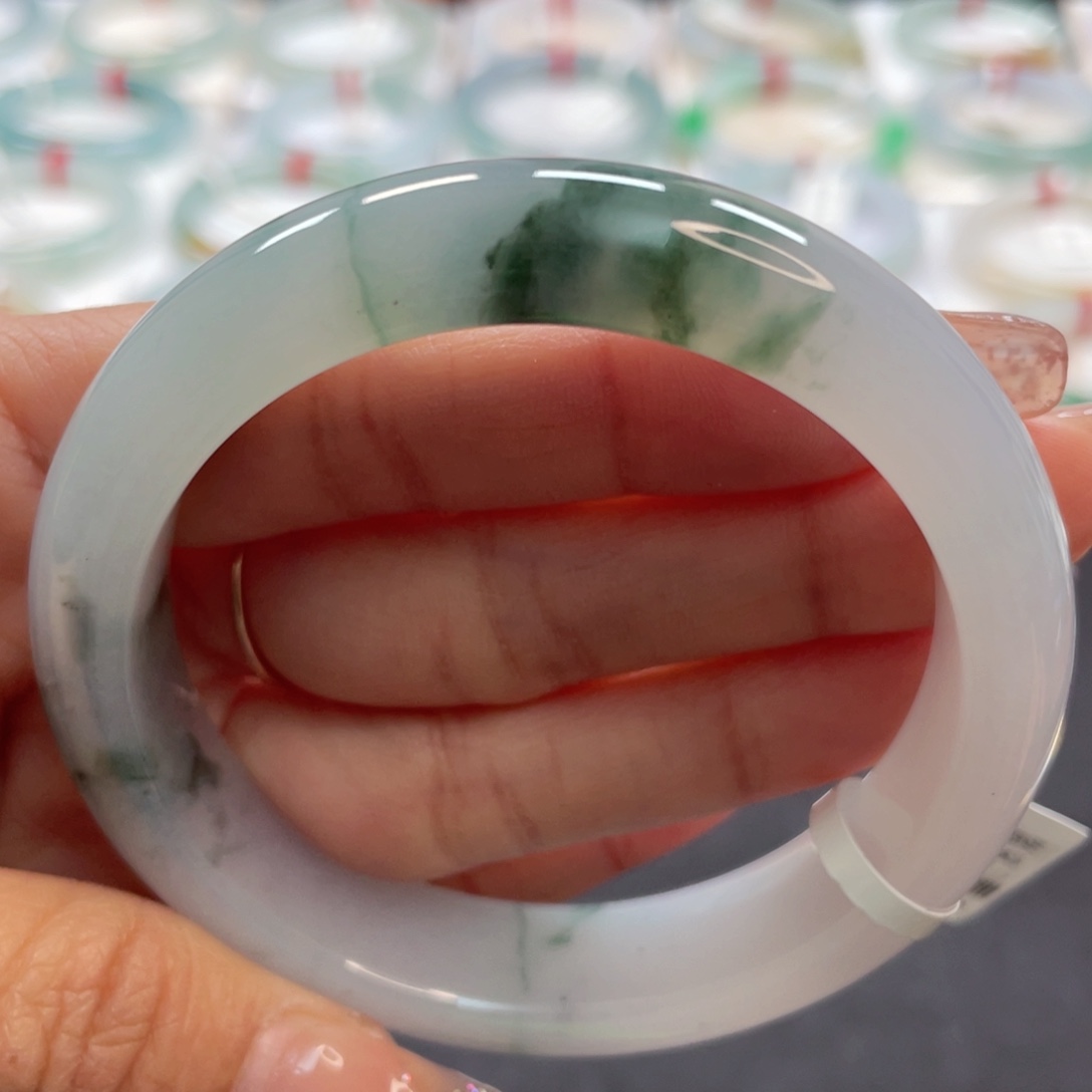 【闪购商品】翡翠手镯未镶嵌纯****辣56白底绿花