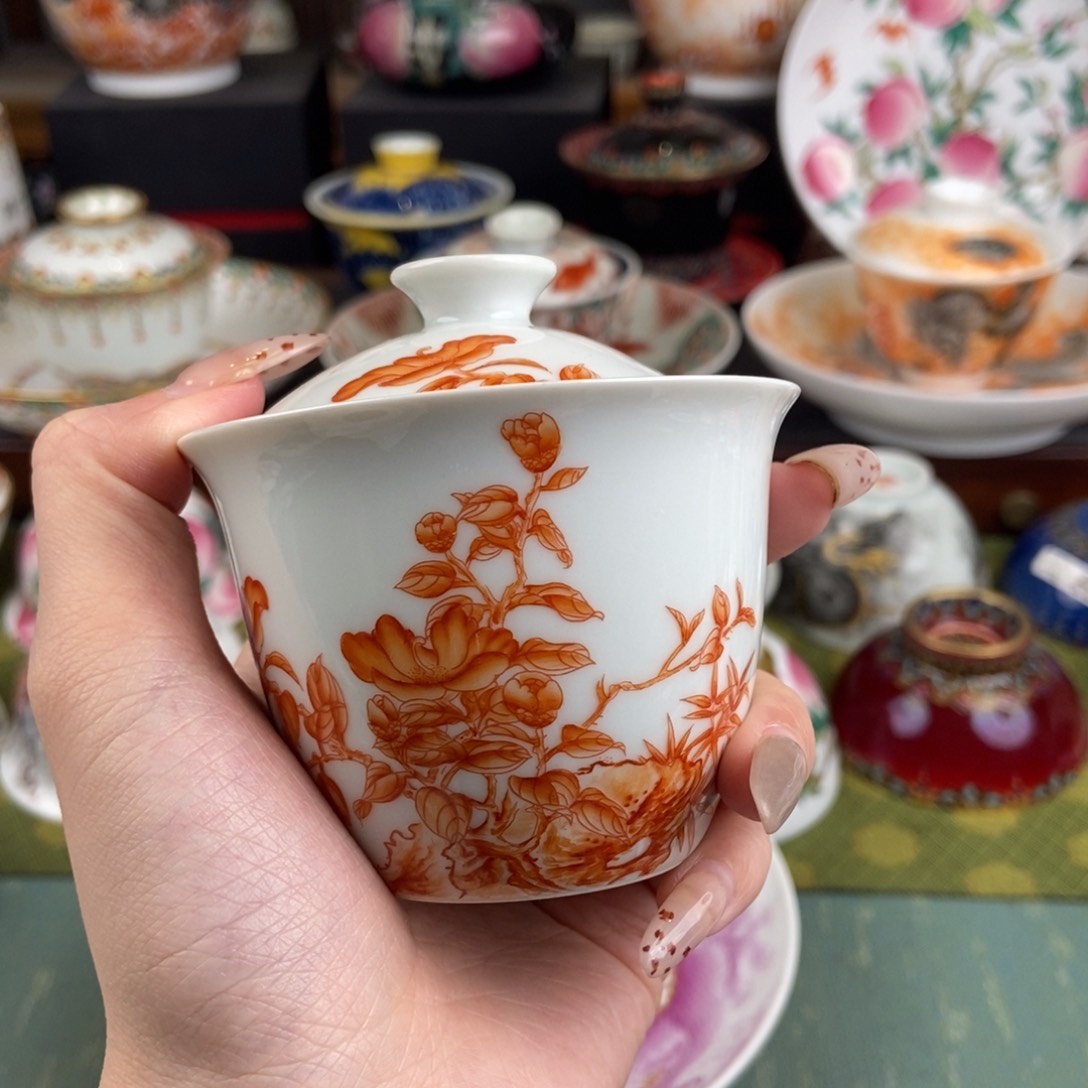 陶瓷的的设计师是9 