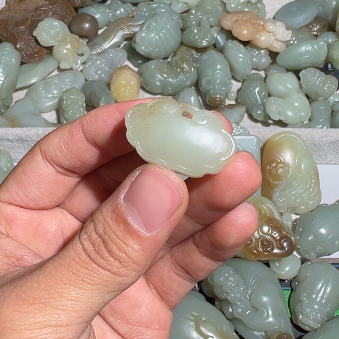 颈饰未镶嵌和田玉城***光