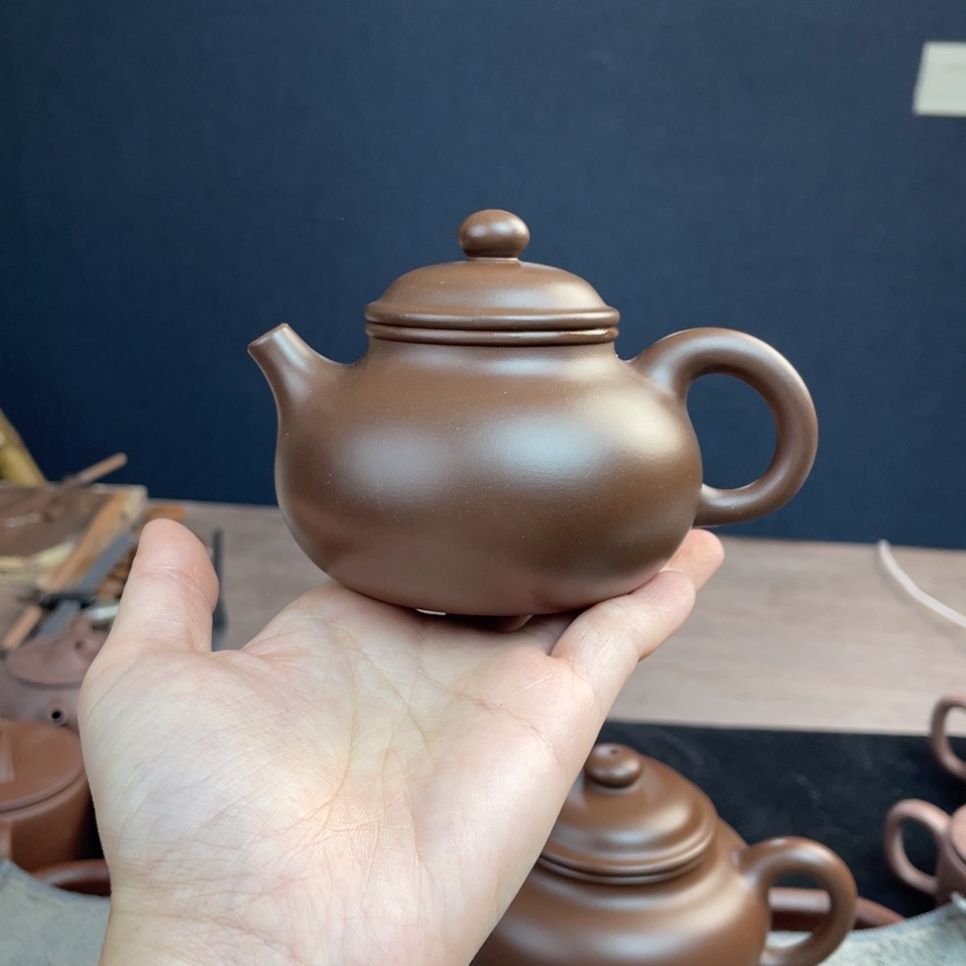 茶壶紫砂全手工老紫泥容天200cc