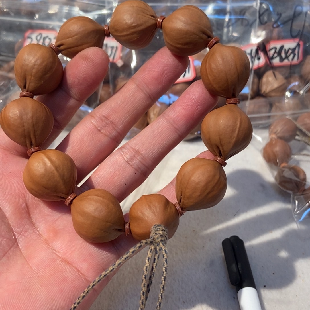 自***在吊坠橄榄核橄榄橄榄