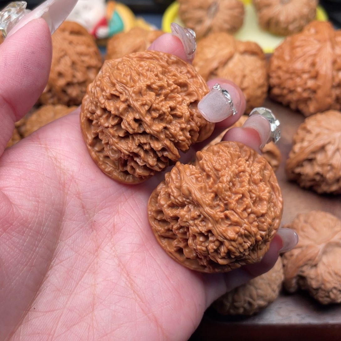 文玩核桃把件满天星40