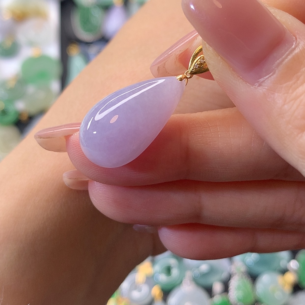 【闪购商品】翡翠吊坠(赠链)18K金镶嵌