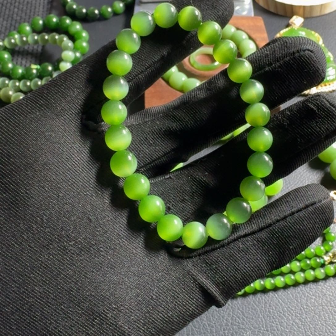 和田玉（碧玉）手串未镶嵌凡*