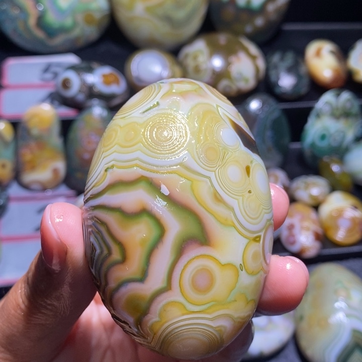 玛瑙/玉髓未镶嵌珠宝奇石93