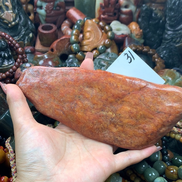 透闪石质玉未镶嵌珠宝奇石