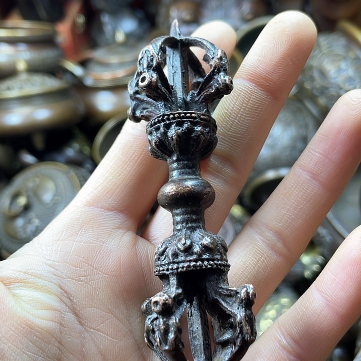 全是铜铜铜器铜器