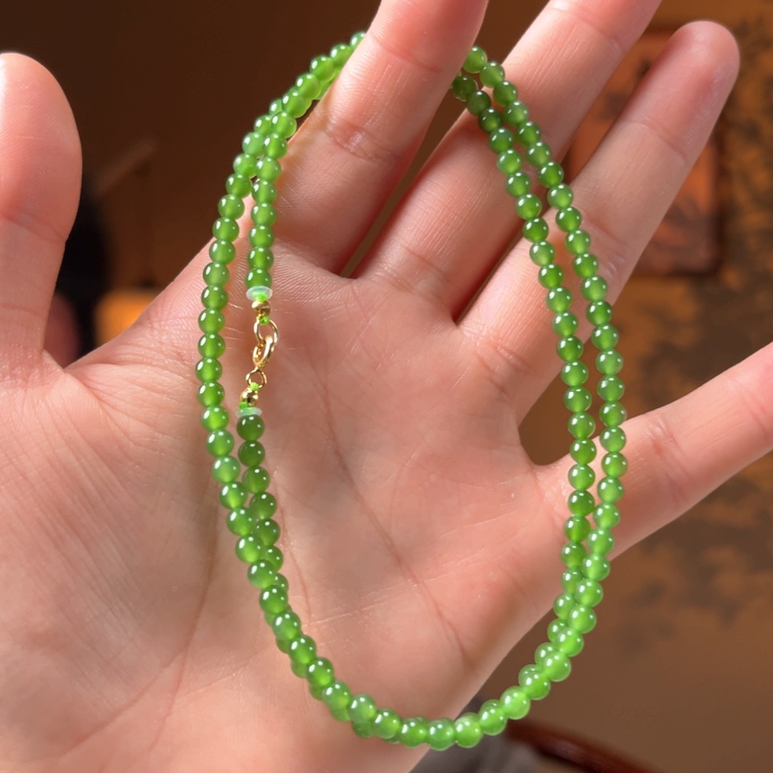 颈饰银S925镶嵌和田玉碧玉辣阳绿4mm550