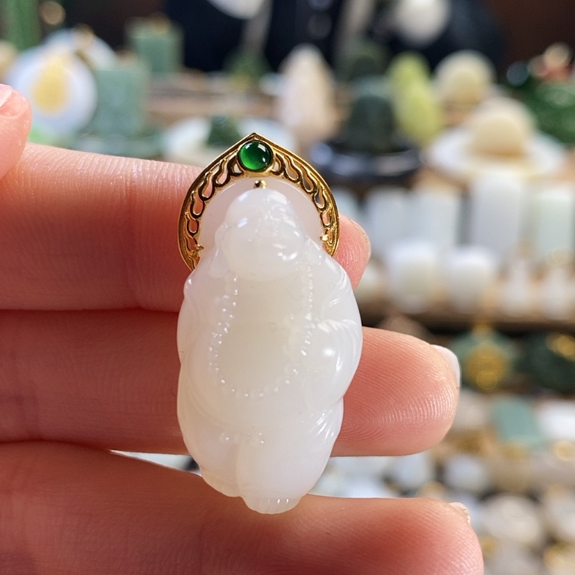 【闪购商品】和田玉吊坠18K金镶嵌