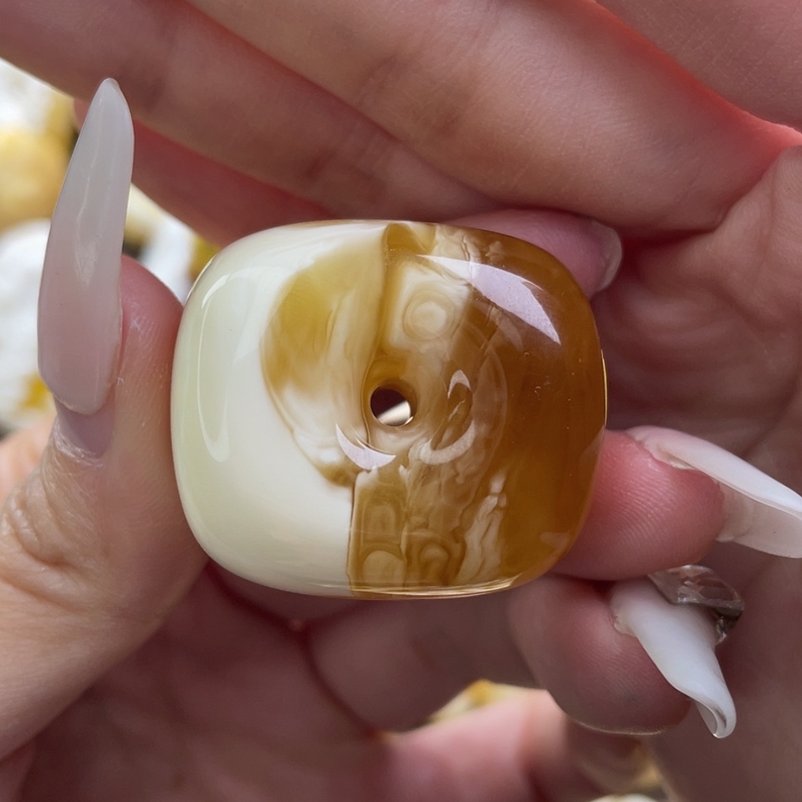 【闪购商品】琥珀裸石未镶嵌琥珀蜜蜡