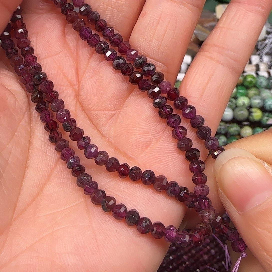 玛瑙/玉髓合金珠宝半成品紫牙乌石榴石4mm切面算盘一条