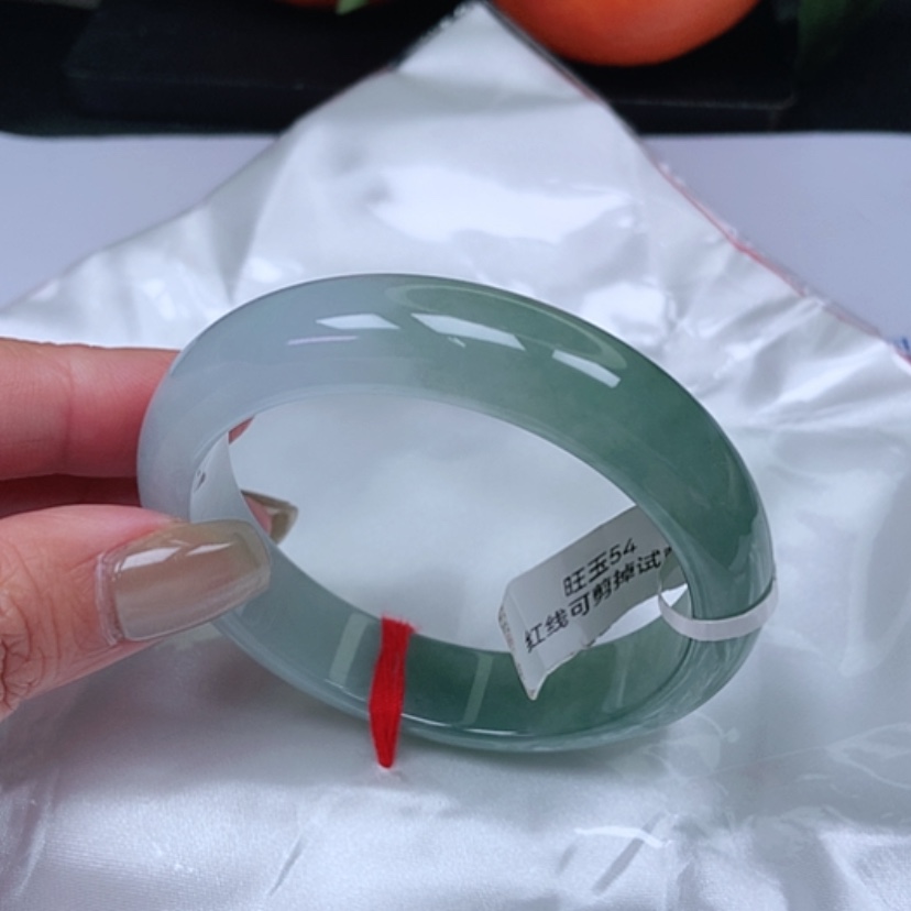 【闪购商品】翡翠手镯未镶嵌，