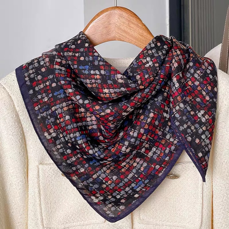 休闲风法式圆点不掉色极简风丝巾夏季时尚复古春夏韩版薄款霓虹