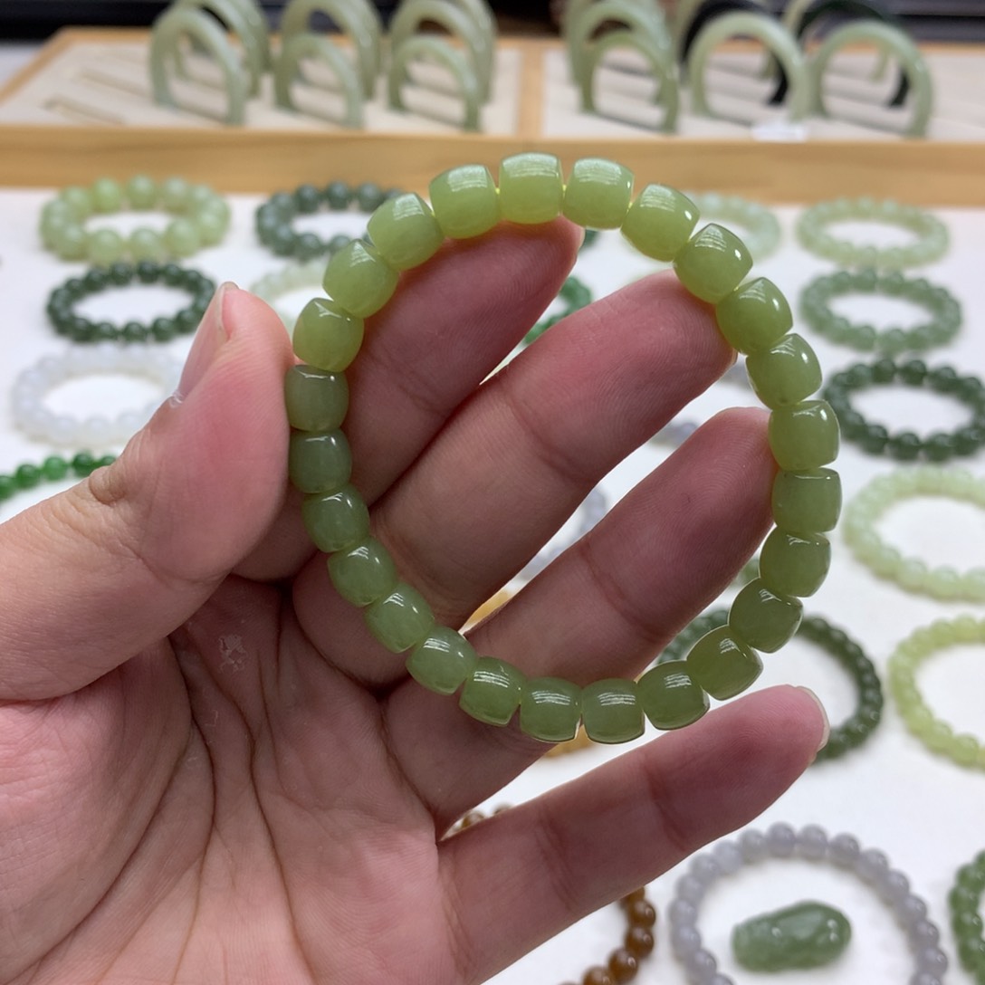 和田玉手串（特价直切青黄口8）未镶嵌