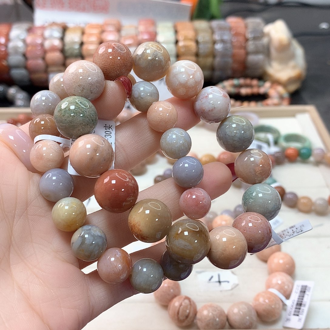 硅化珊瑚（珊瑚玉）手链未镶嵌?****女230