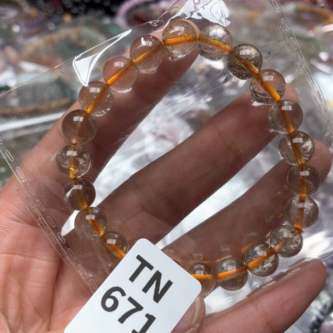 水晶多样性发一只未镶嵌