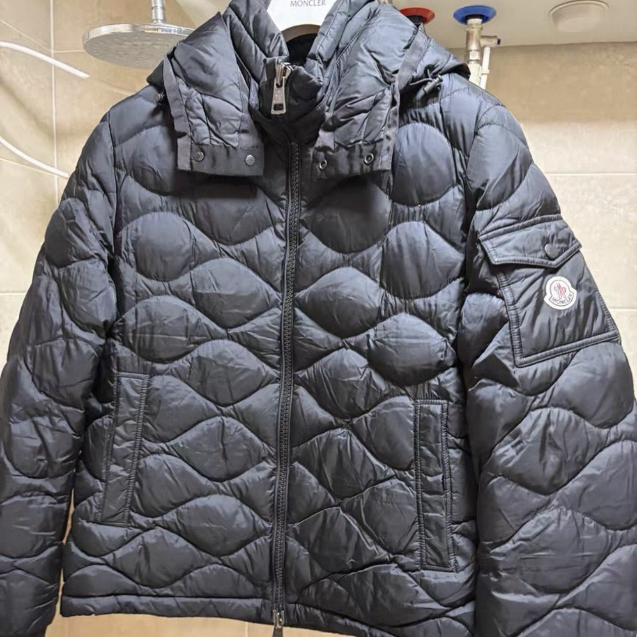 未使用 MONCLER 盟可睐男士羽绒服客户专拍
