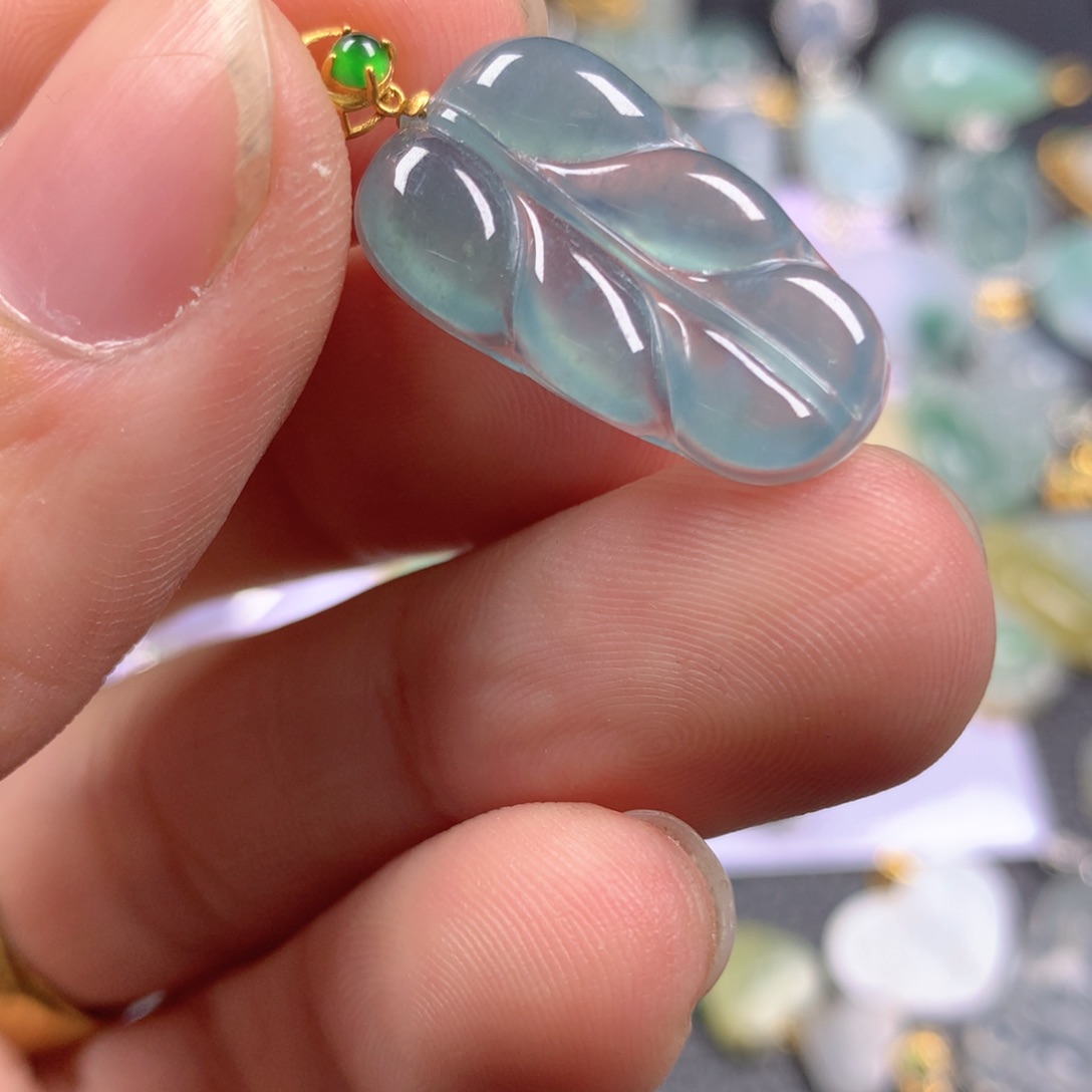 【闪购商品】翡翠颈饰18K金镶嵌翡翠