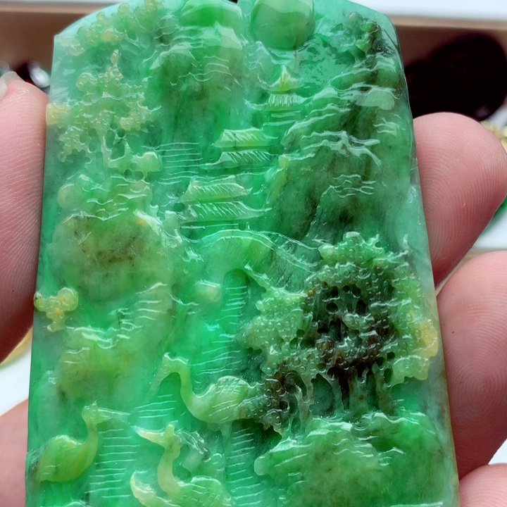 翡翠未镶嵌吊坠(不含链)