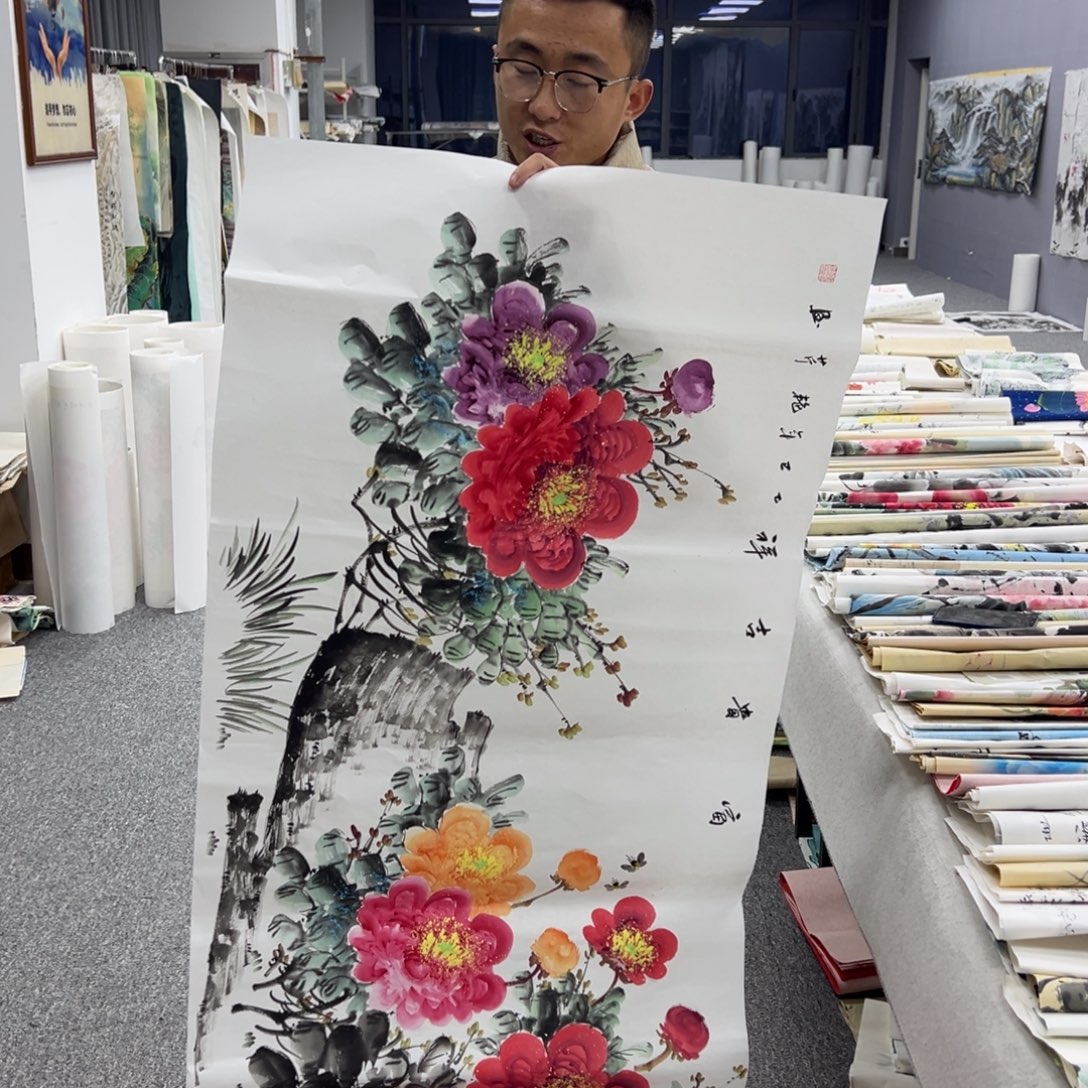 国画卖字画的小男孩