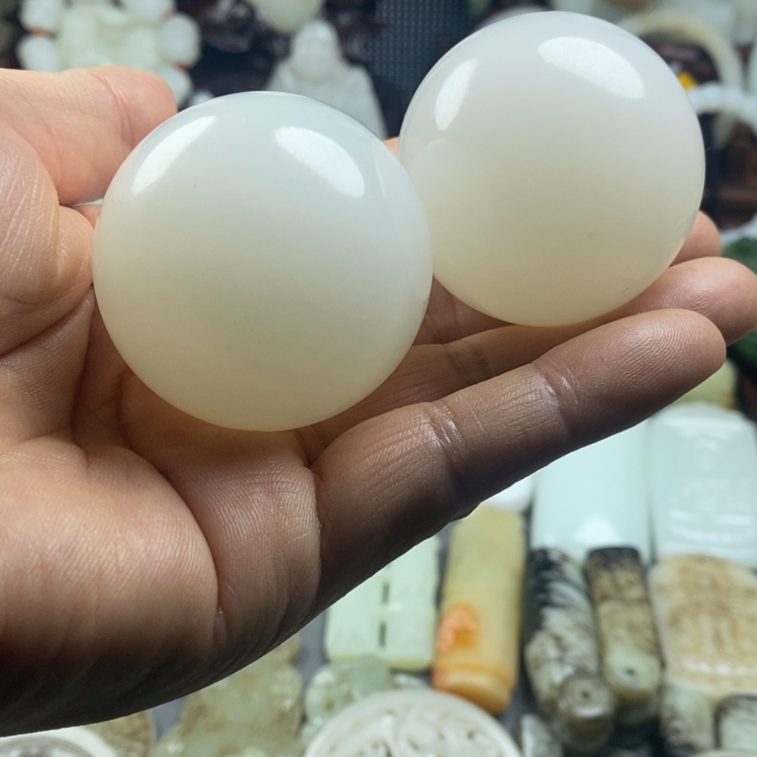 和田玉（糖玉）未镶嵌颈饰