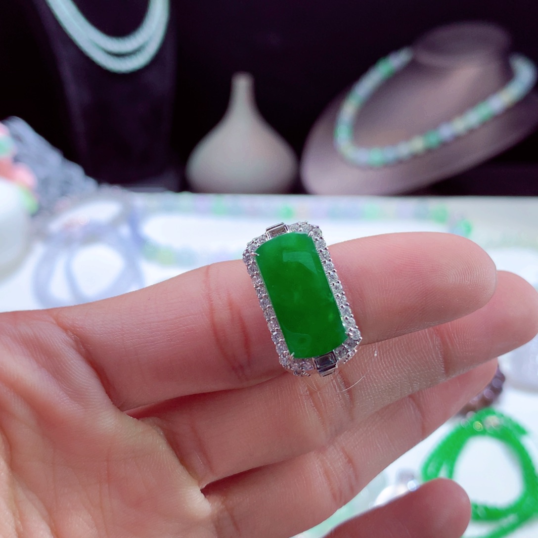 翡翠手链未镶嵌缅甸天然A货翡翠