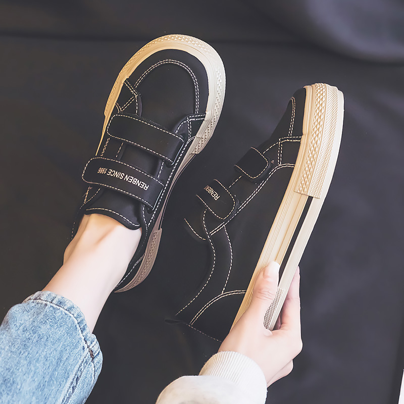 人本魔术贴帆布鞋女休闲百搭2025春季新款低帮厚底学生运动板鞋