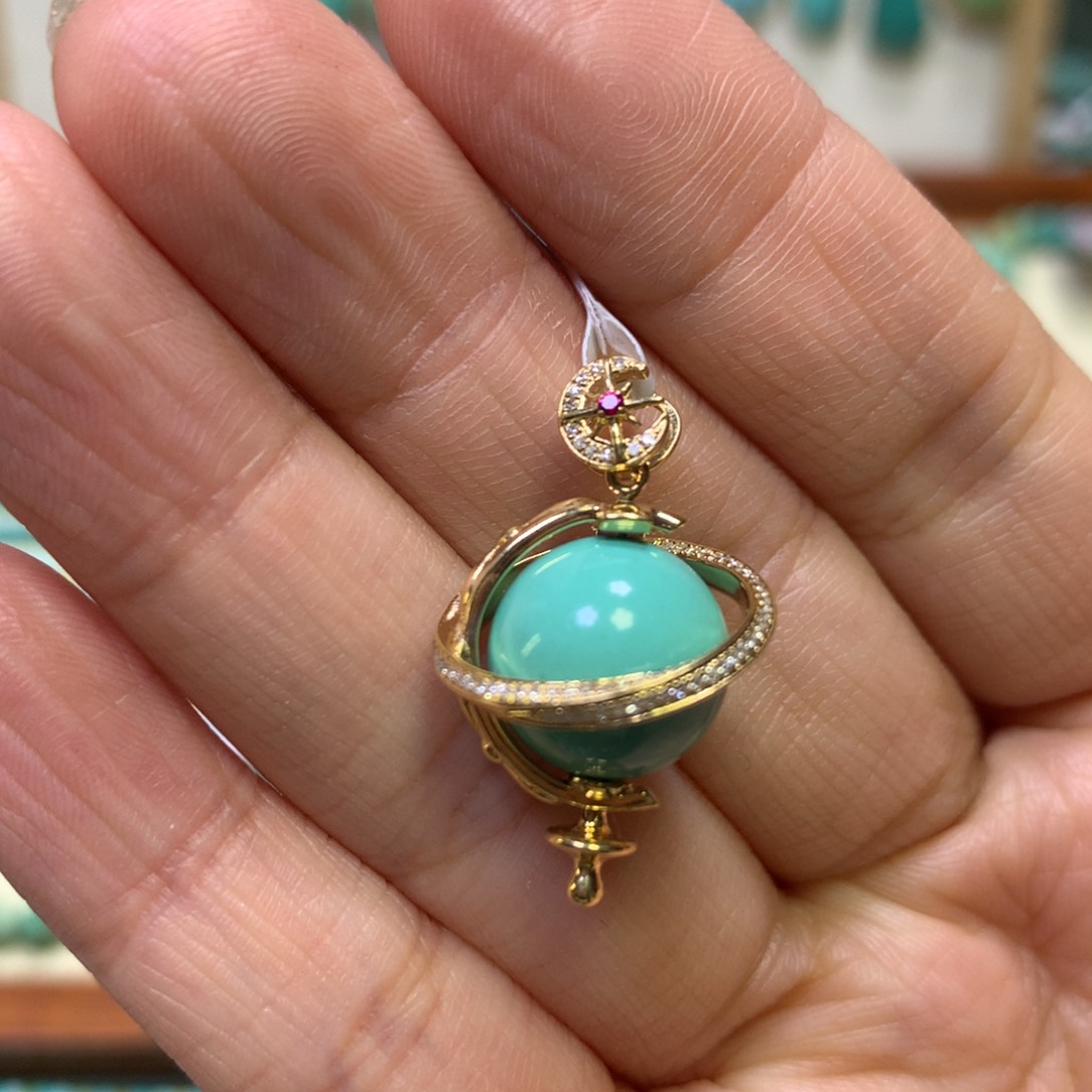 绿松石挂件18K金镶嵌