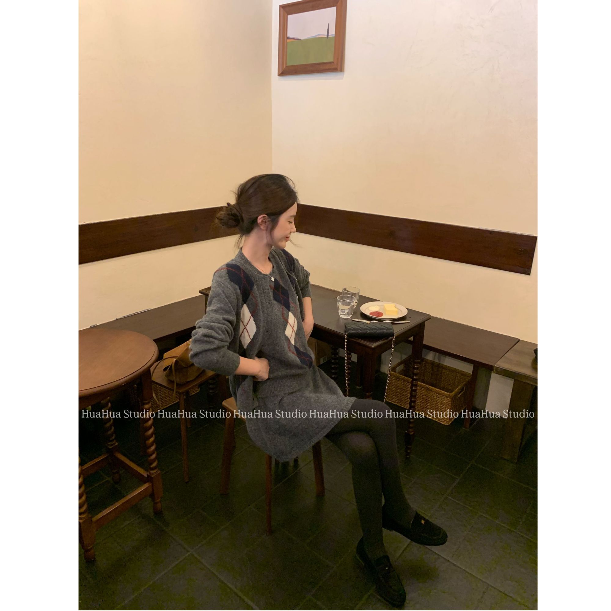 【花花】私服菱格~韩系设计感羊毛开衫+圆领高腰A字半身裙三件套