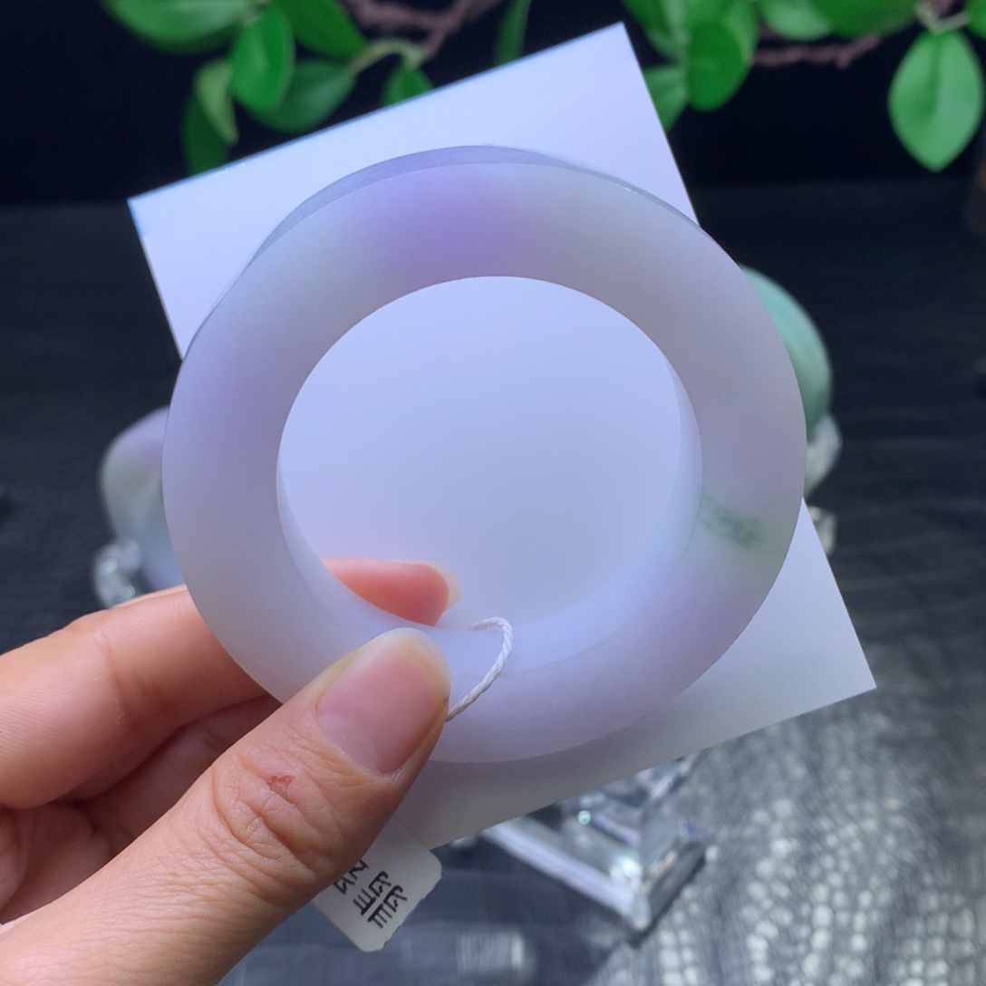 定制翡翠未镶嵌手镯