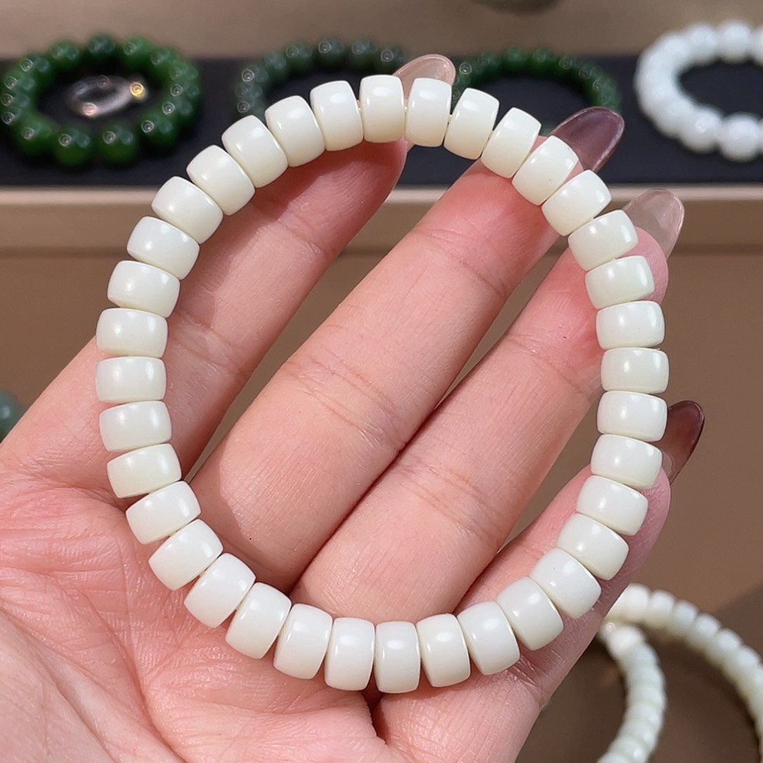 和田玉手链未镶嵌黑山 8.3