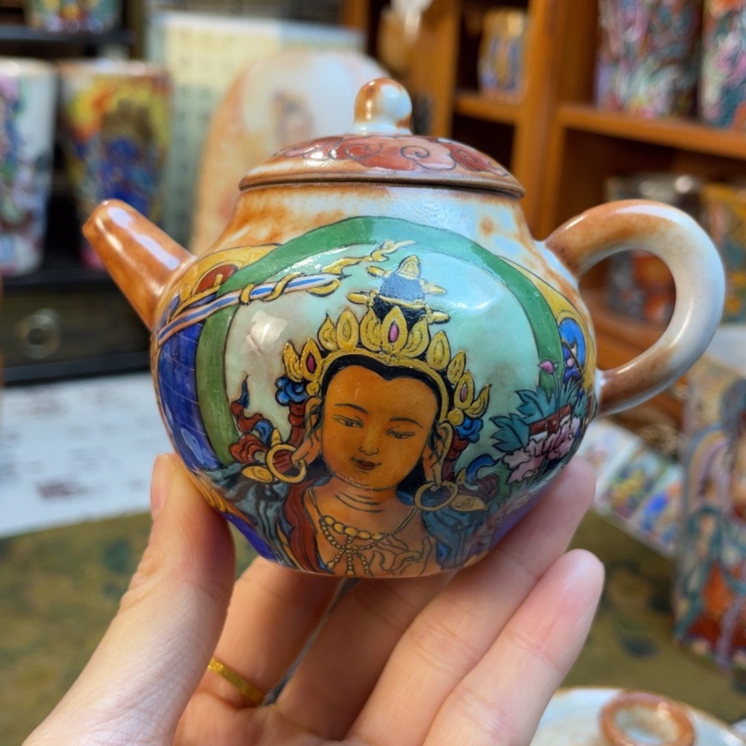 文殊手捏志野壶壶