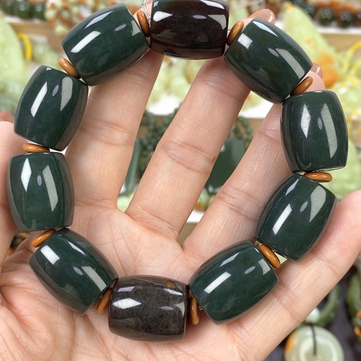 【闪购商品】透闪石质玉手串未镶嵌