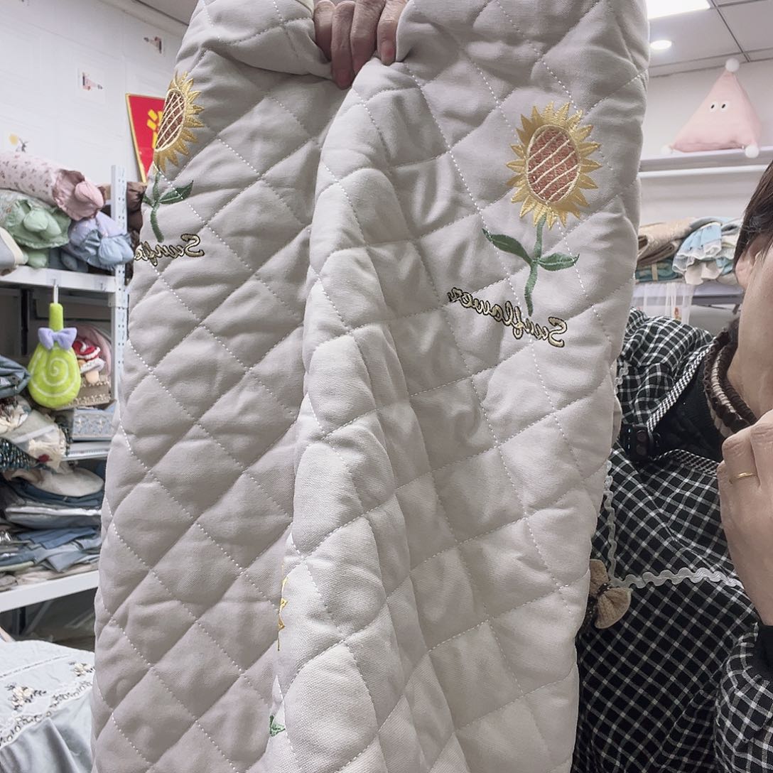 雪尼尔聚酯纤维快乐大本营在这里也