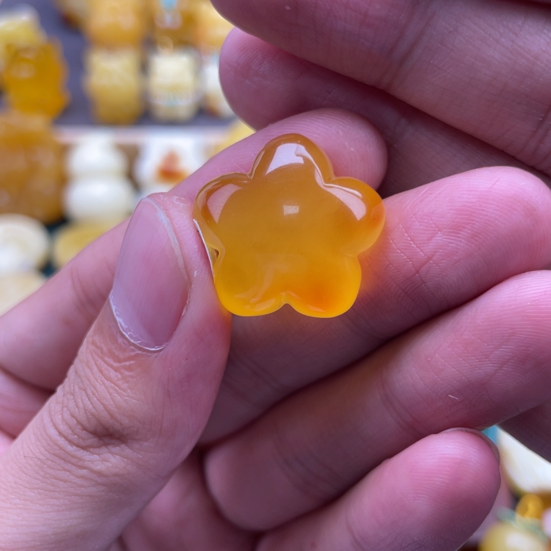 琥珀未镶嵌裸石蜜蜡