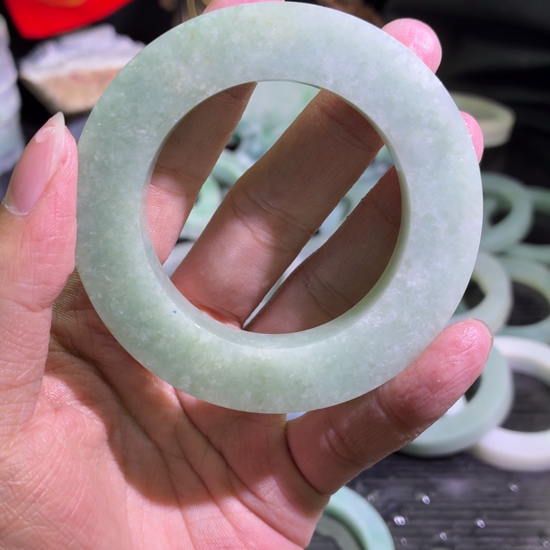 定制翡翠未镶嵌天然翡翠A货毛胚手镯定制