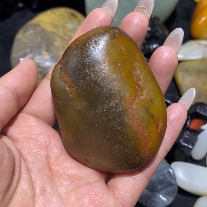 未镶嵌和田玉（糖玉）挂件海*