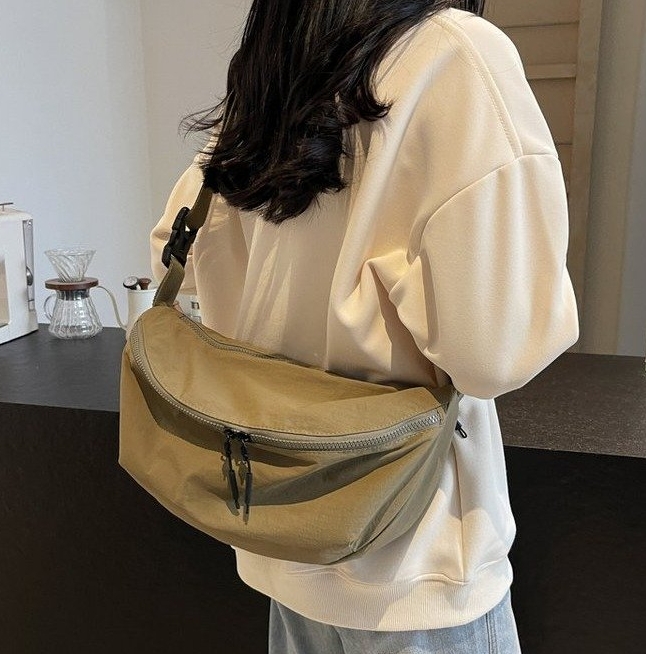 215潮流时尚单肩女包
