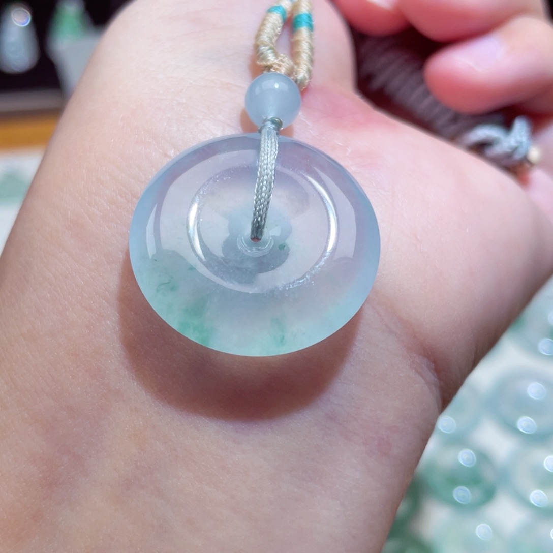 颈饰未镶嵌翡翠扣子