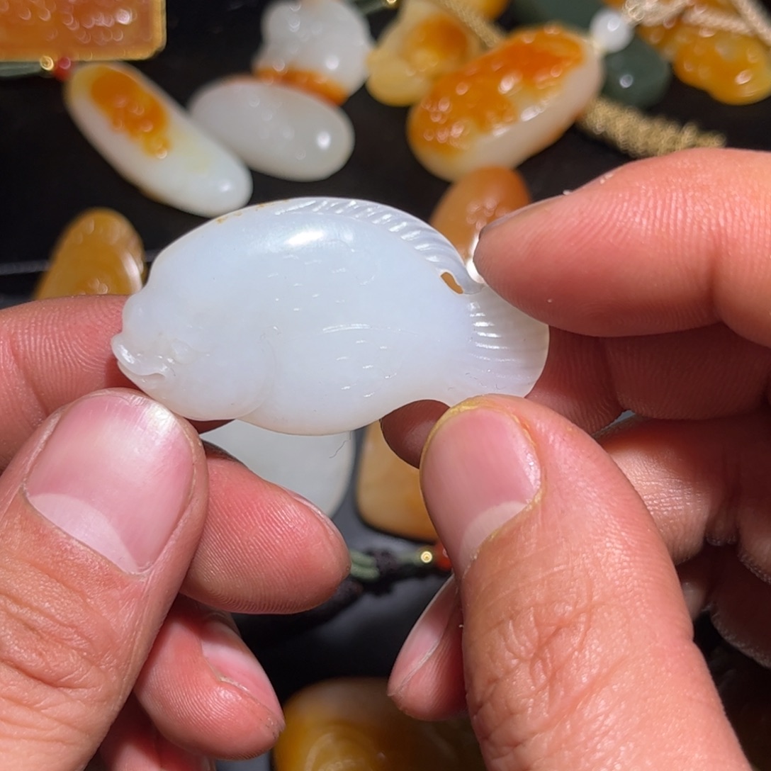 和田玉挂件未镶嵌