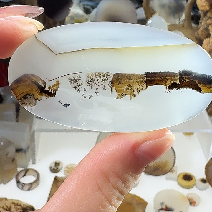 玛瑙/玉髓未镶嵌珠宝奇石