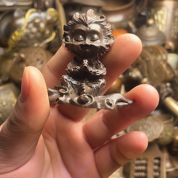 诚信经营铜器摆件