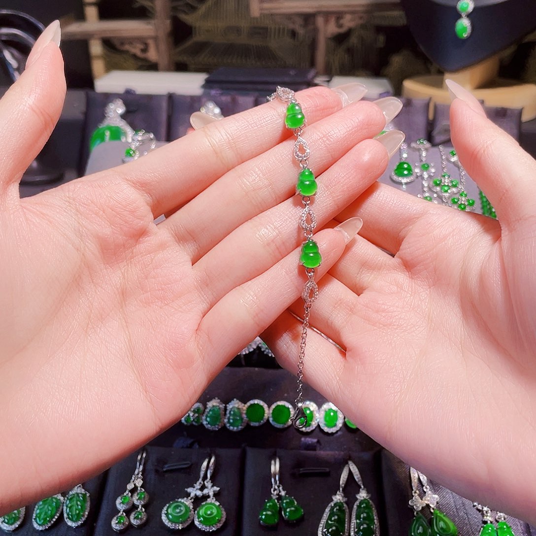 赤***羽翡翠银S925镶嵌手链