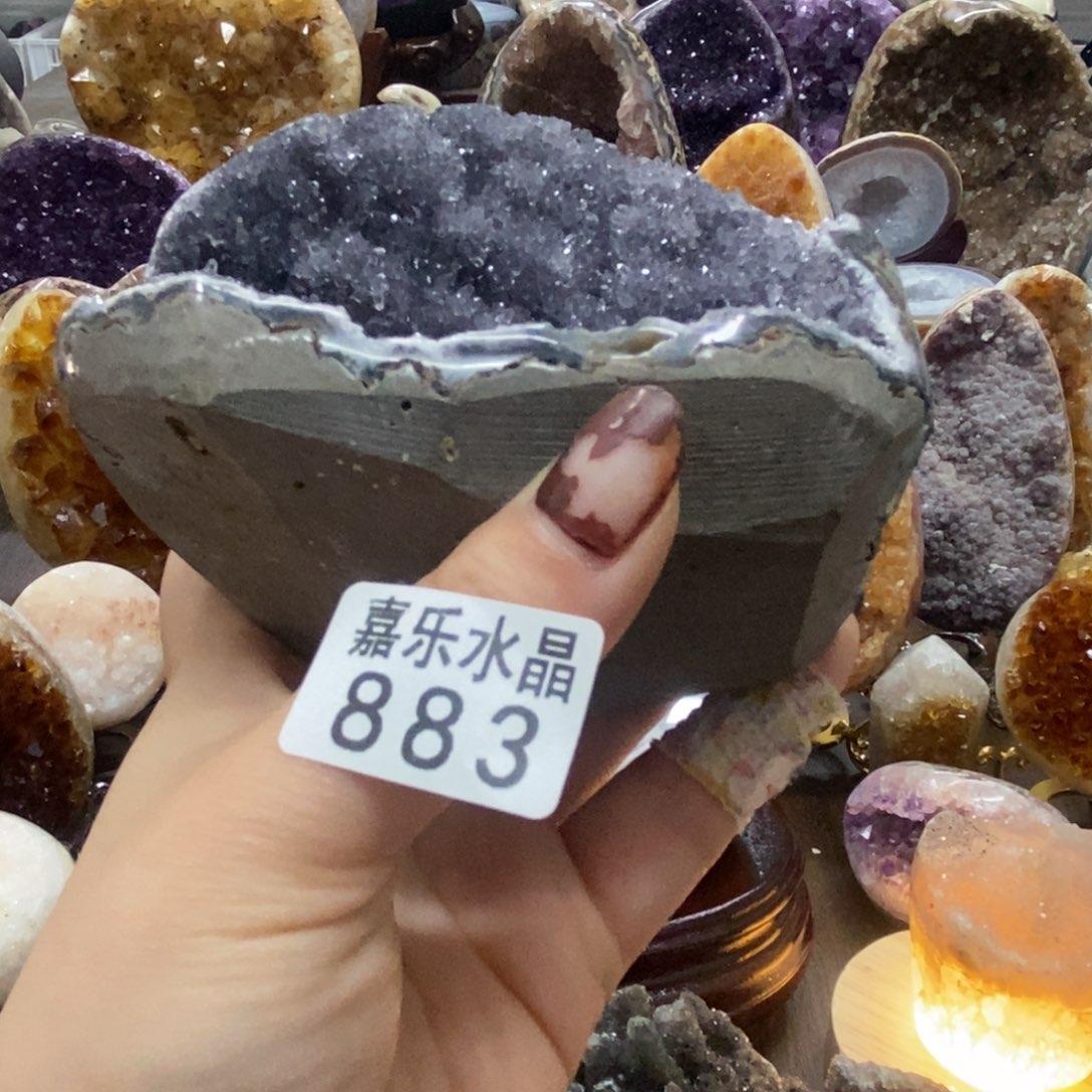 水晶摆件未镶嵌水晶?**點883