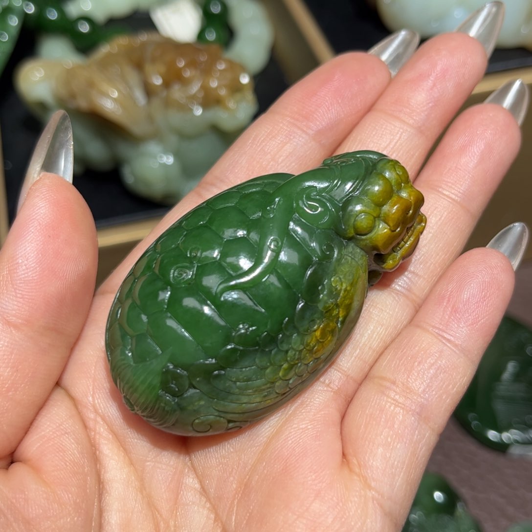 和田玉挂件未镶嵌