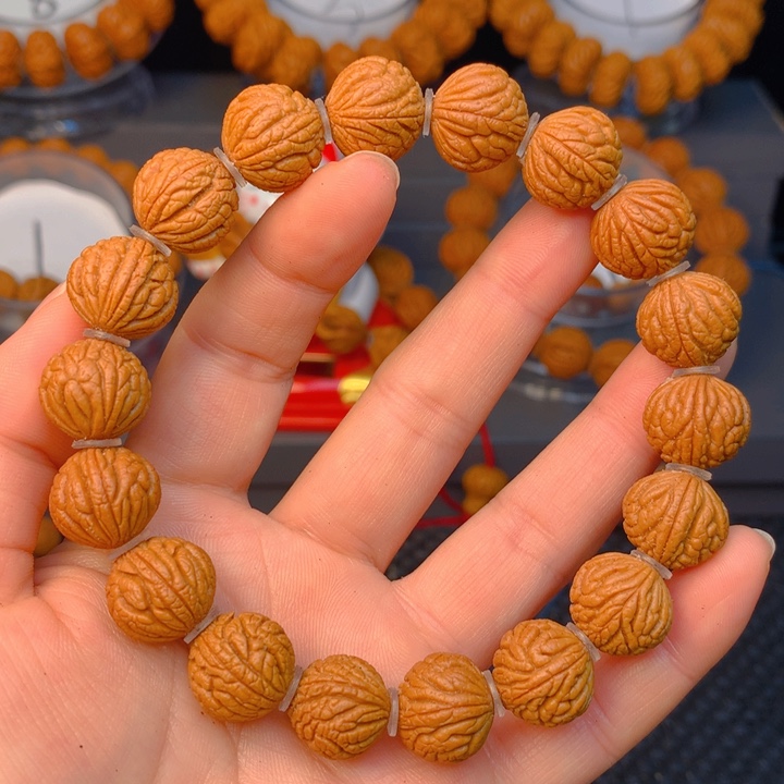 桃核吊坠满天星妮妮