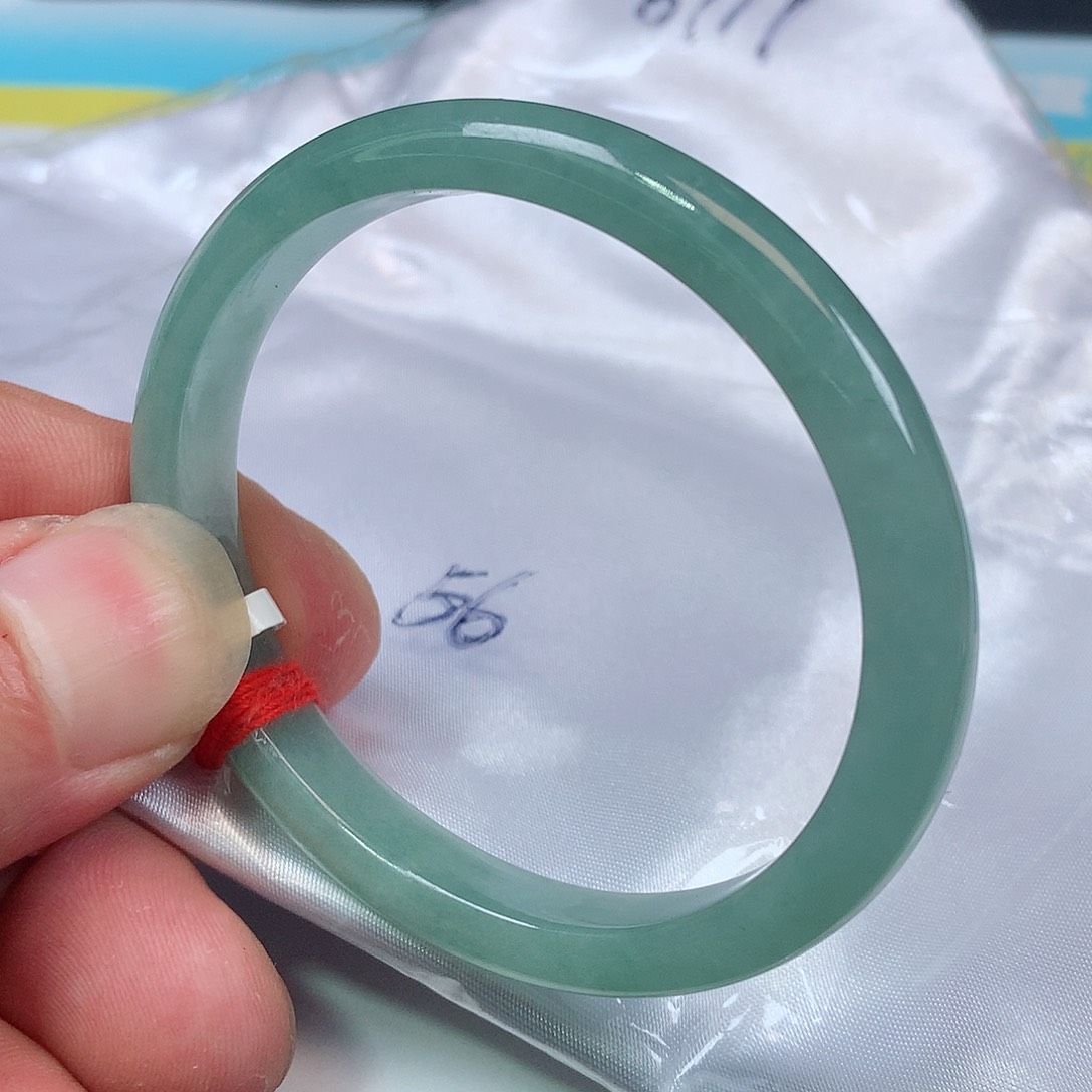 未镶嵌手镯（贵妃镯）翡翠0717号